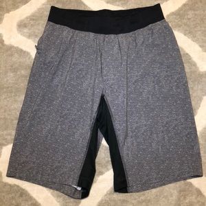 Men’s lululemon THE Short | 11 inch | M | Gray